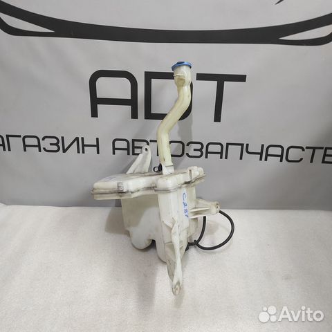 Бачок омывателя в сборе Toyota Auris E150