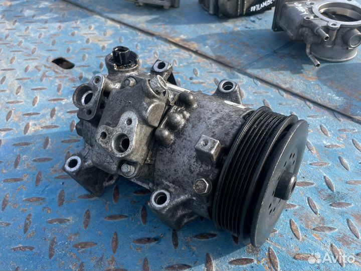 Компрессор кондиционера Corolla Auris Toyota