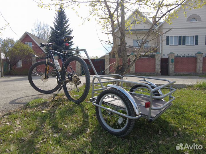 Велоприцеп Кузовок серебристый 16*