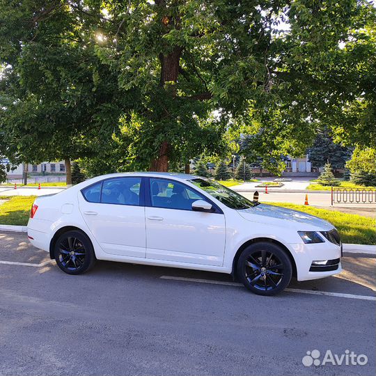 Skoda Octavia 1.6 МТ, 2017, 72 569 км