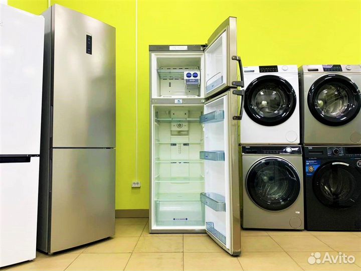 Холодильник бу Whirlpool NoFrost. На гарантии