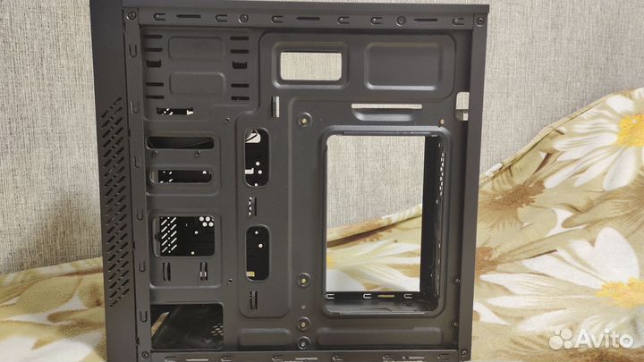 Игровой корпус для пк Ginzzu