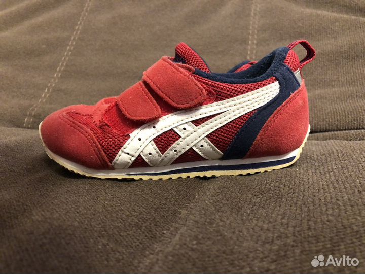 Кроссовки для мальчика asics