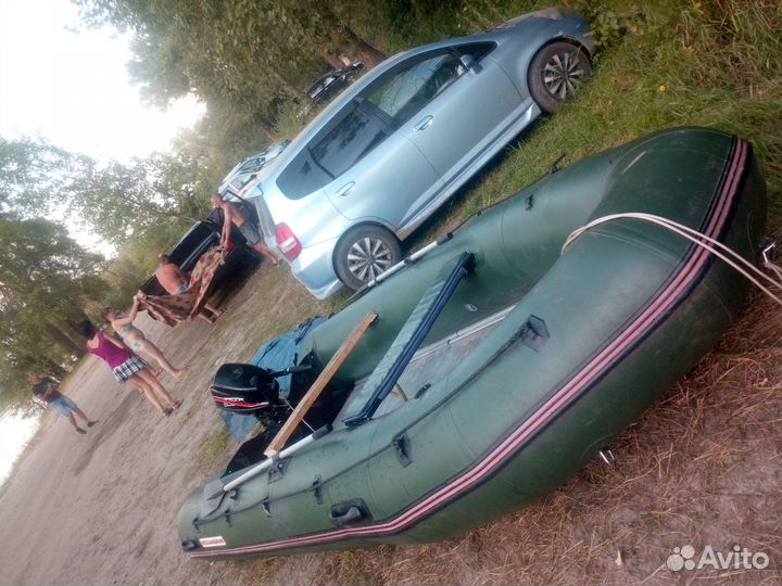 Лодка Nissamaran 420TR