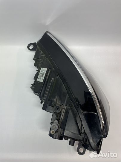 Фара правая Shkoda Rapid