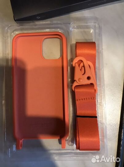 Чехол на iPhone 11