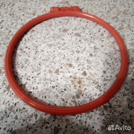 Подставка, пялица