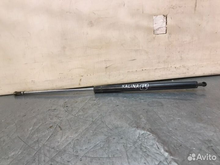 Амортизатор багажника Лада Калина хетчбек 11183