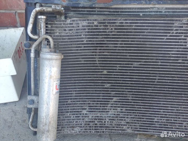 Кассета радиаторов Приора с кондиционером Hella