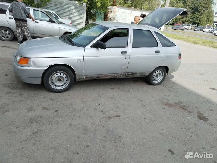 ВАЗ 2112 1.5 МТ, 2004, битый, 170 000 км