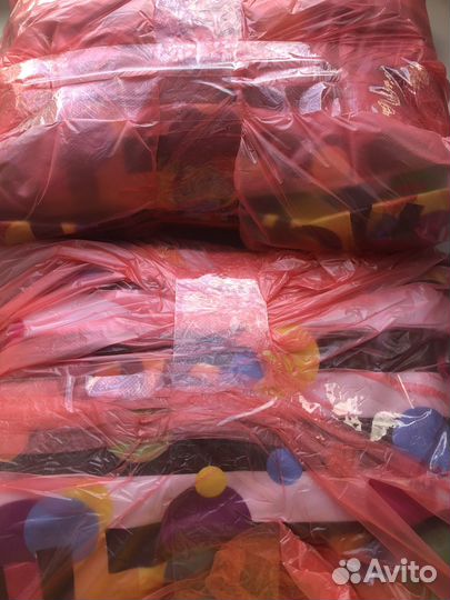 Пакеты с детскими вещами