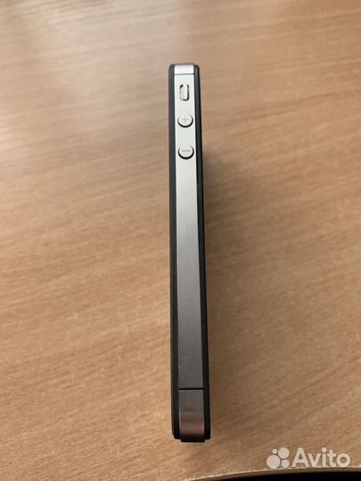 iPhone 4S, 16 ГБ