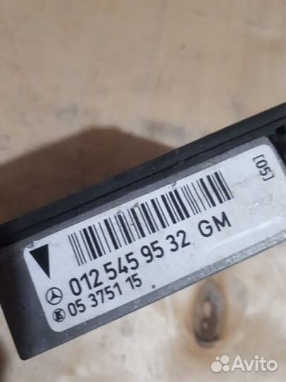 Блок управления GM 012 545 95 32 мерседес 140