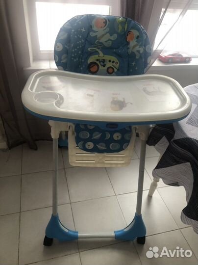 Детский стульчик для кормления