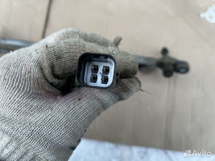 Трапеция дворников Опель Антара