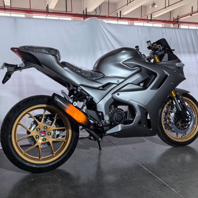 Ducati Panigale V2, 2025, 1 км
