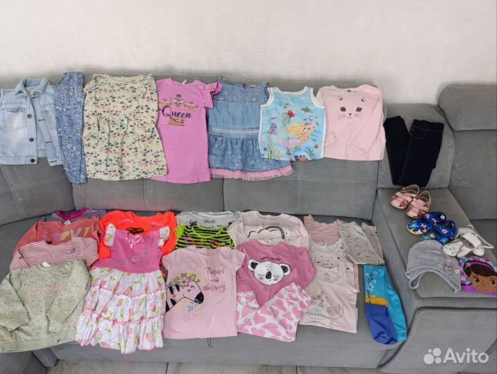Одежда для девочки 98-104 пакетом