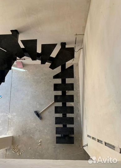 Лестница винтовая в дом