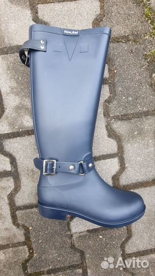 Резиновые сапоги
