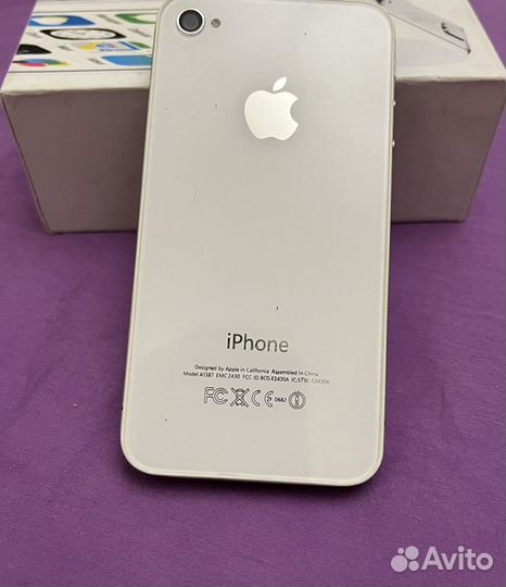iPhone 4S, 64 ГБ