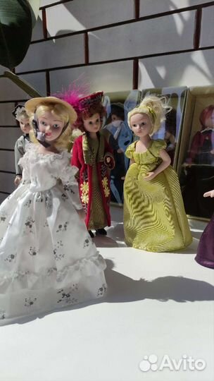 Коллекция фарфоровых кукол Дамы эпохи