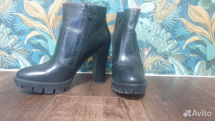 Ботильоны натуральная кожа 39