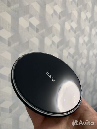 Беспроводное зарядное устройство hoco док станция