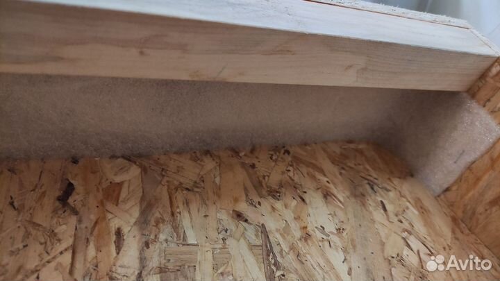 Гнездо для кур несушек с яйцесборником