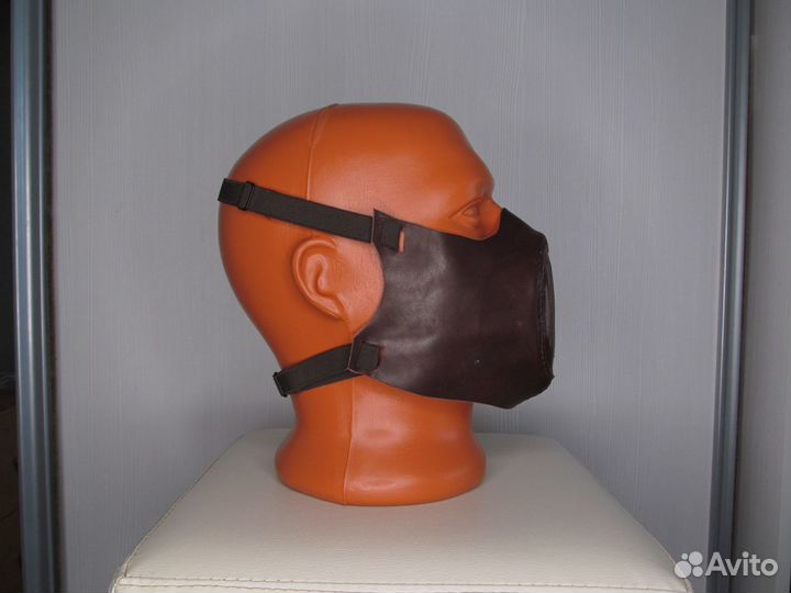 Кожаная маска для лица “Daring”