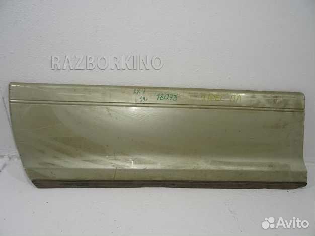 Накладка двери передней левой