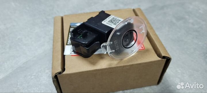 Фонарь подсветки в зеркале Land Rover LR093160