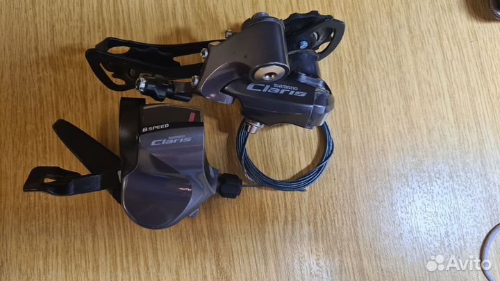 Shimano Claris RD-R2000, SL-R2000