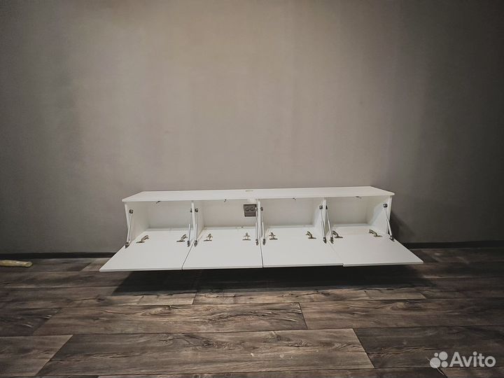 Тумба под телевизор