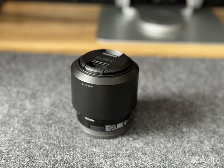 Обьектив sony e 50mm F 1.8 APS-C