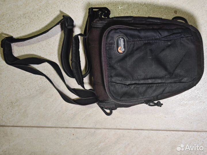 Сумка д фотоаппарата lowepro Toploader Zoom 50 AW
