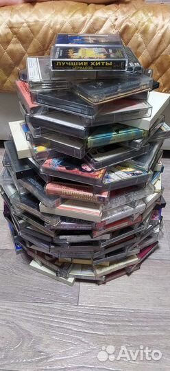 Аудио- и видеокассеты, диски