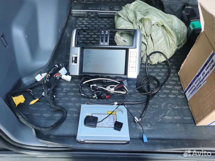 Штатное головное устройство FlyAudio FA082