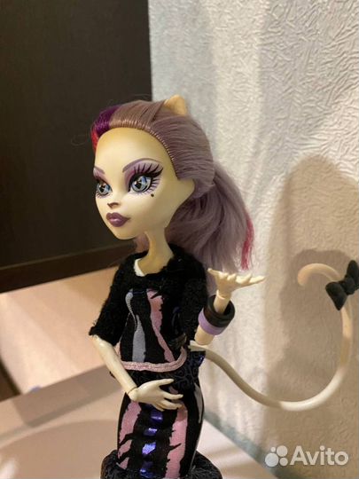 Кукла монстер хай