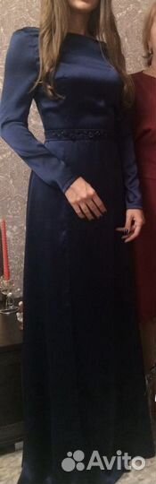 Платье с открытой спиной