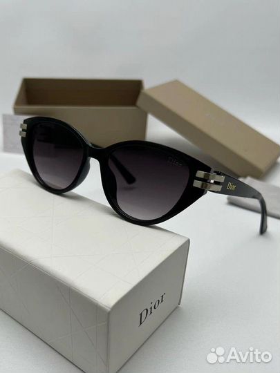 Солнцезащитные очки Dior