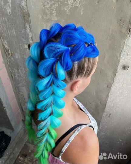 Косы с канекалоном