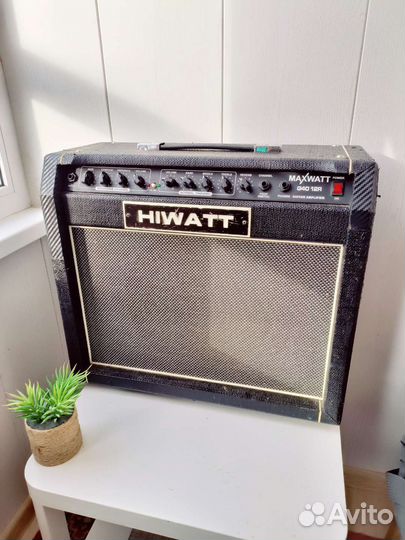 Комбоусилитель Hiwatt Maxwatt G40вт (динамик '12)