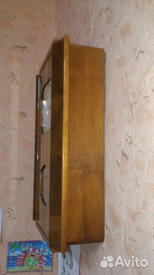 Продаю часы Янтарь с боем и маятником СССР 69г