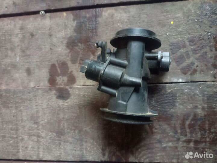 Дроссельная заслонка Renault Logan седан 1.4