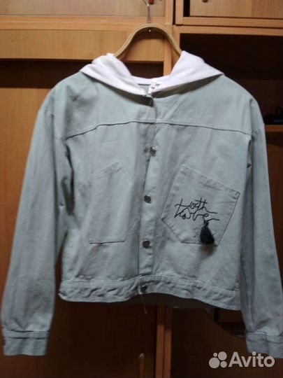 Джинсовая куртка для девочки