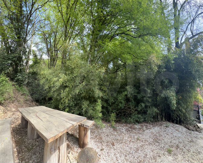 Дом 24 м² на участке 5 сот.