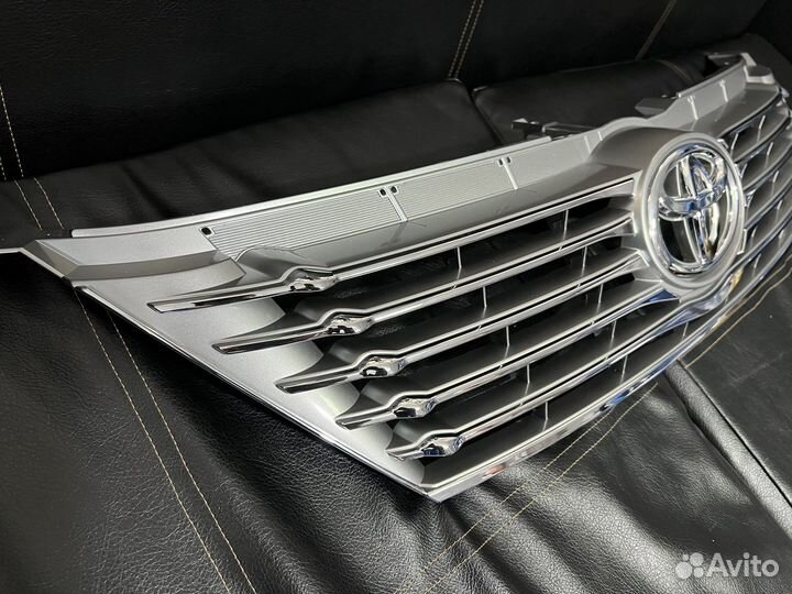 Решетка радиатора Toyota Camry 50