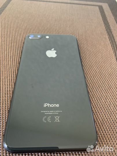 Телефон iPhone 8 plus