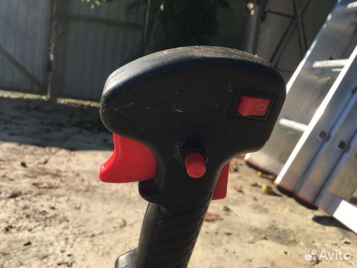 Бенсо косилка