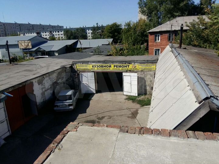 Гараж, > 30 м²